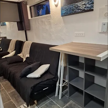 Apartamento Agreable Avec Sa Terrasse Exterieure Entierement Amenage A 5 Min De La *
